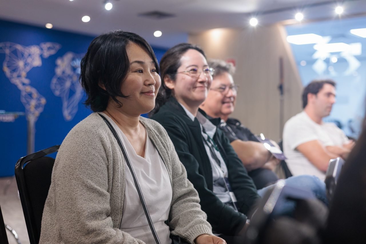 Representantes da empresa japonesa Melody International no Brasil.  