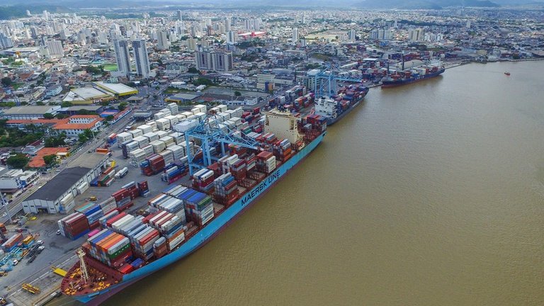 Porto de Itajaí retoma contrato de dragagem com continuidade das operações por 12 meses